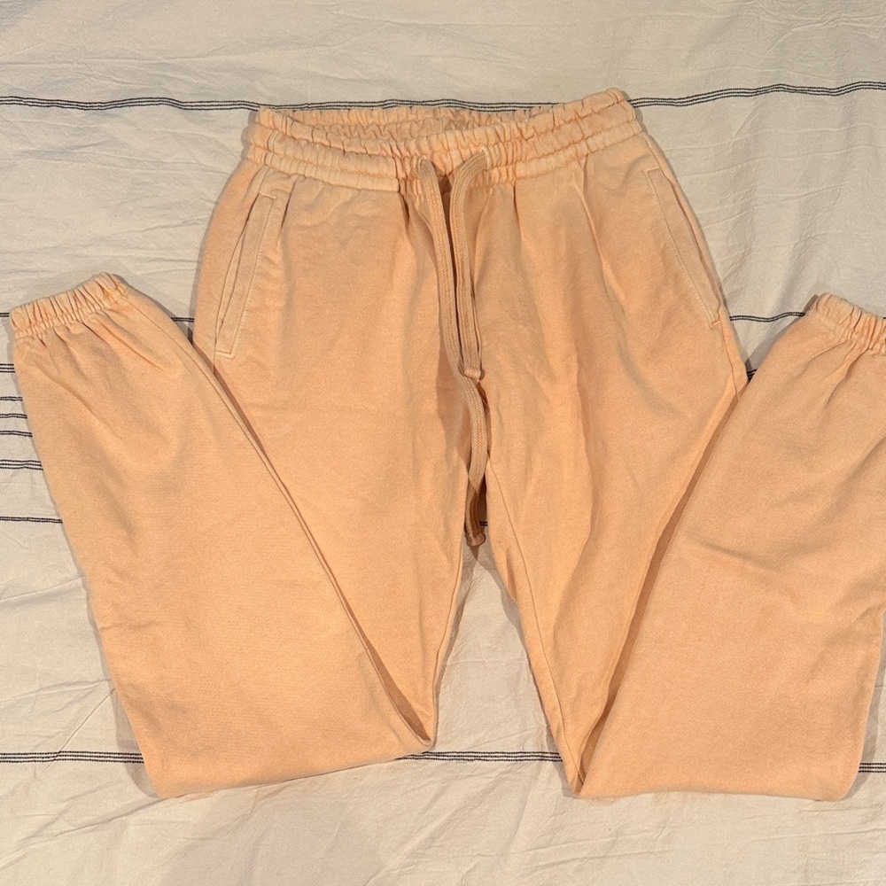 Women’s Peach Jogger Pants